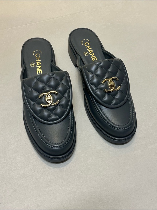 CHANEL Shoes - CHANEL Black Quilted Leather CC Logo Mules Size 39